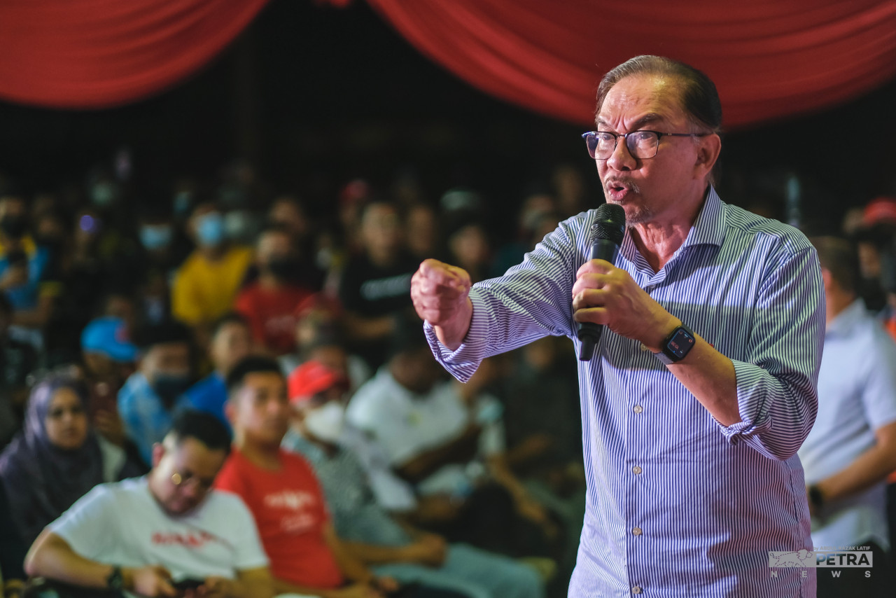 Anwar Ibrahim - Gambar oleh Abdul Razak Latif