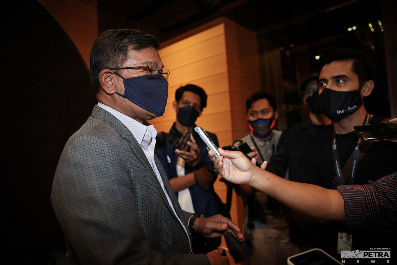 Saifuddin Nasution Ismail. - Gambar Syeda Imran