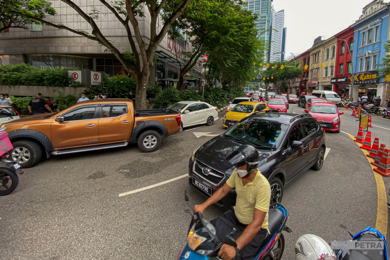 Jalan TAR dicadang tutup pada hari Ahad bagi menggalakkan budaya berjalan kaki dalam kalangan warga kota - Gambar Fail