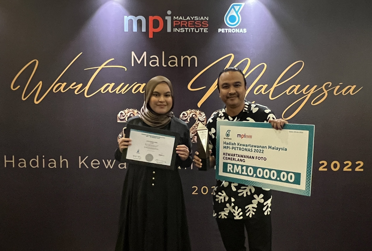 Mohamed Sairien Mohamed Nafis bersama Nur Syaheda Imran