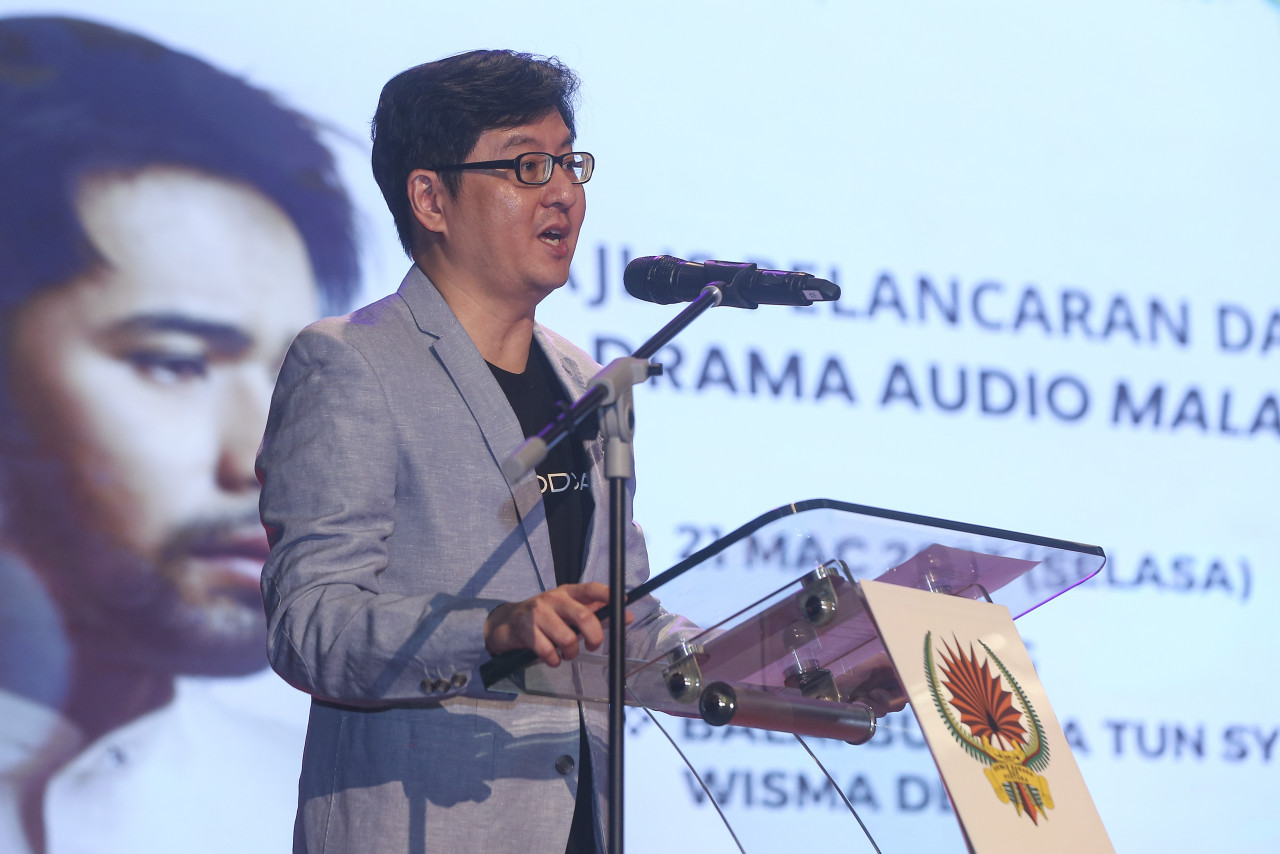 Kenny Ong - Gambar Rocketfuel Entertainment