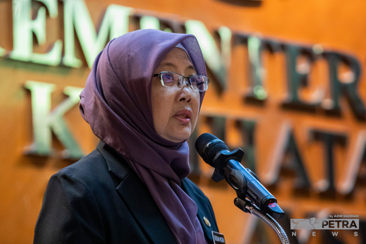 Dr Zaliha Mustafa - Gambar Fail