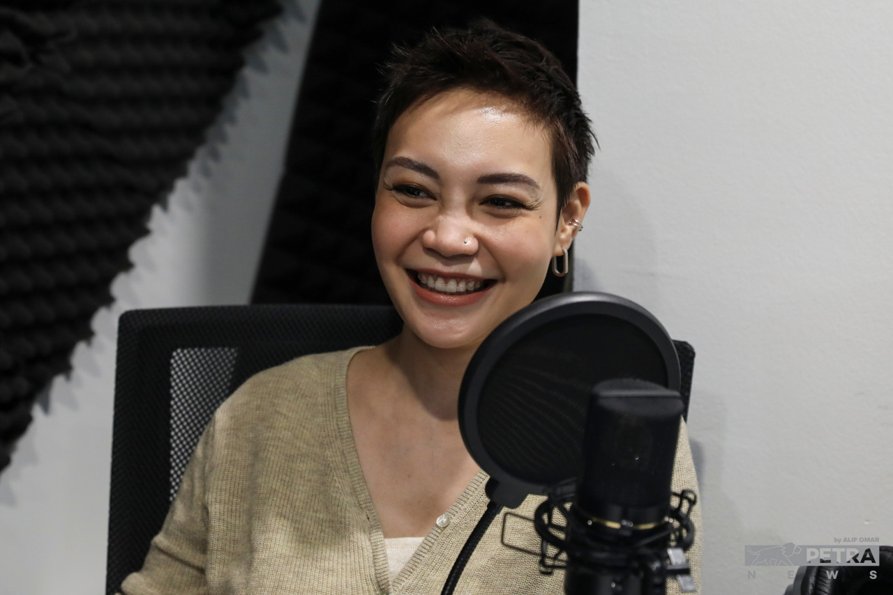 Saraleana Nattaya Azmi - Gambar oleh Alif Omar