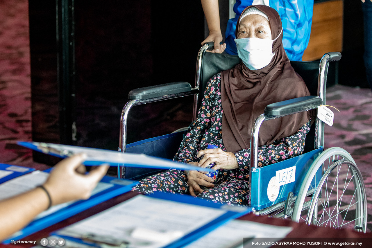 Kaedah 'walk-in’ ini hanya untuk warga emas di Lembah Klang yang belum menerima tarikh janji temu sahaja.