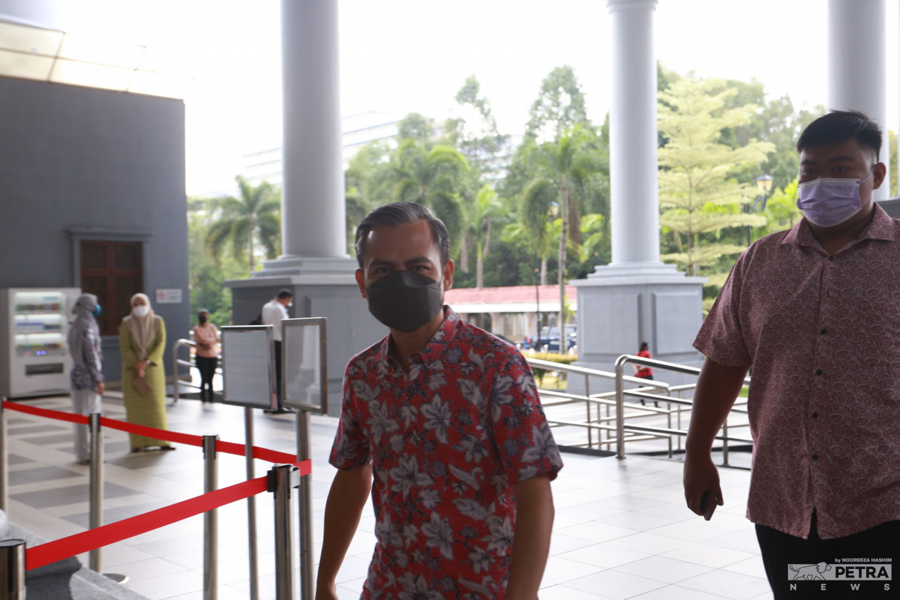 Fahmi Fadzil turut hadir untuk memberikan sokongan.