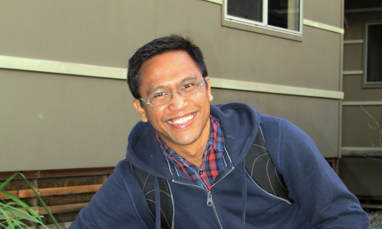 Dr Azmil Tayeb