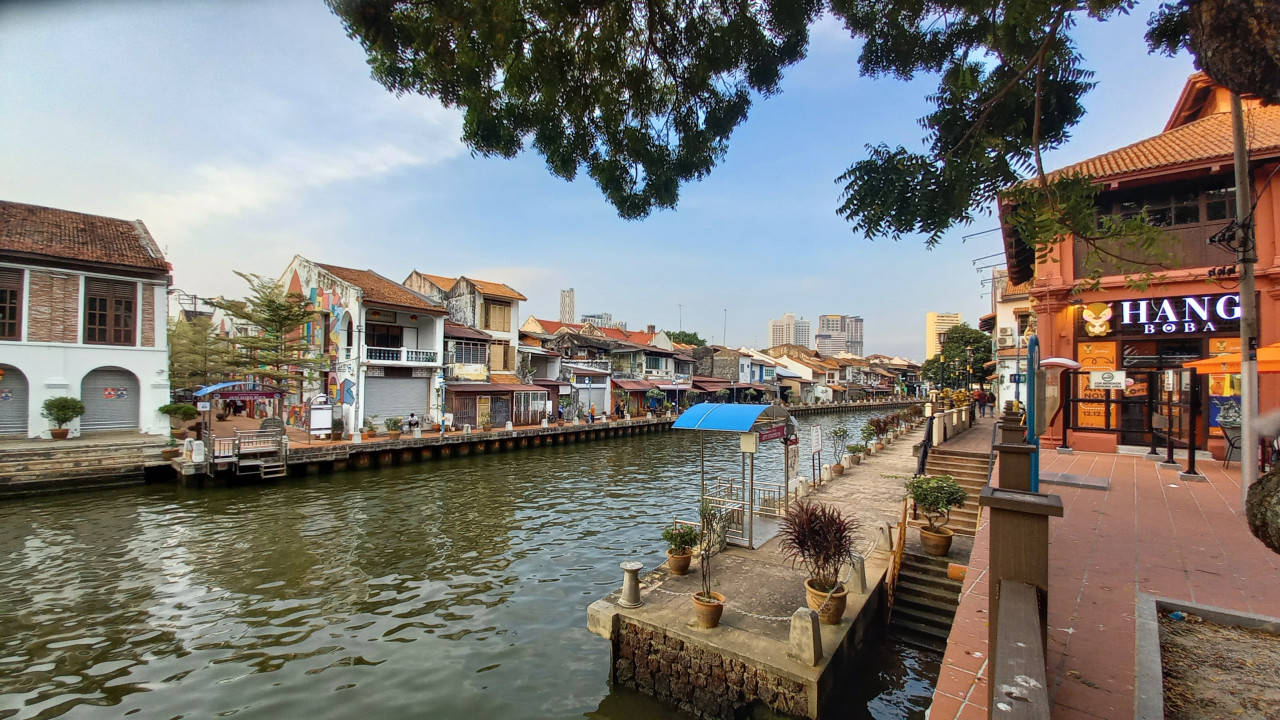 Oleh itu, input dan penyertaan komuniti merupakan komponen penting dalam Tapak Warisan Dunia, satu prinsip yang tidak diendahkan oleh kerajaan negeri Melaka apabila ia menukar nama Bukit St Paul kepada Bukit Melaka tanpa penyertaan orang ramai. - Gambar oleh Himanshu Bhatt