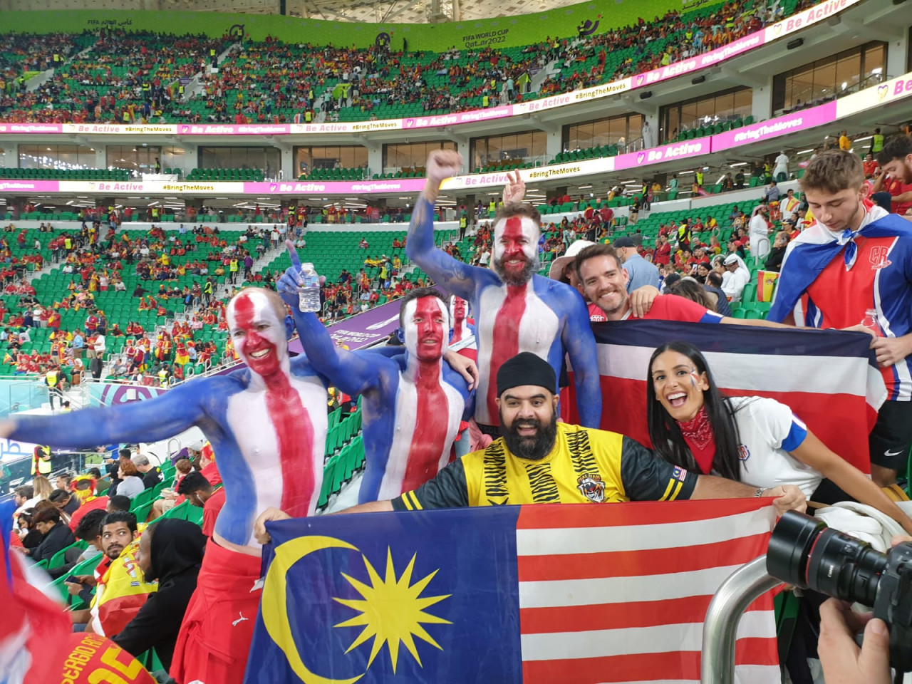 Jagjit bersama Jalur Gemilang di perlawanan Sepanyol menentang Costa Rica - Gambar ihsan Jagjit Singh