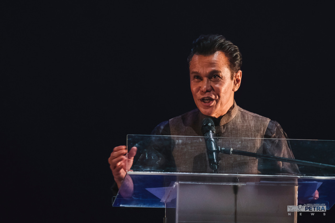 Pengasas Yayasan Sutra, Datuk Ramli Ibrahim