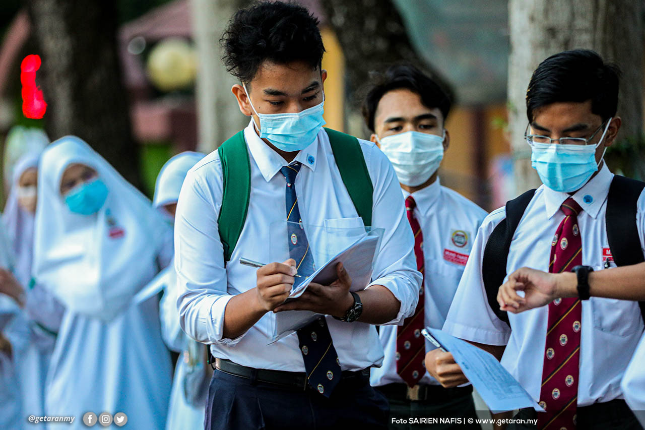 Rara berpendapat pendidikan politik perlu diajar di sekolah dalam usaha memberi pendedahan sewajarnya kepada golongan muda. - Gambar fail