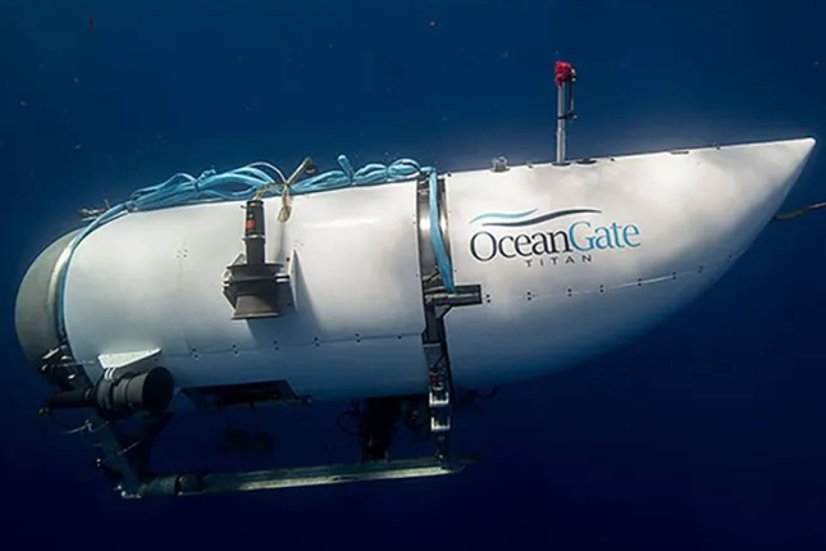 Kesemua mereka menyertai ekspedisi ke bangkai Titanic, yang terletak pada kedalaman 3,800 meter dan 700 kilometer selatan St John's, Newfoundland.