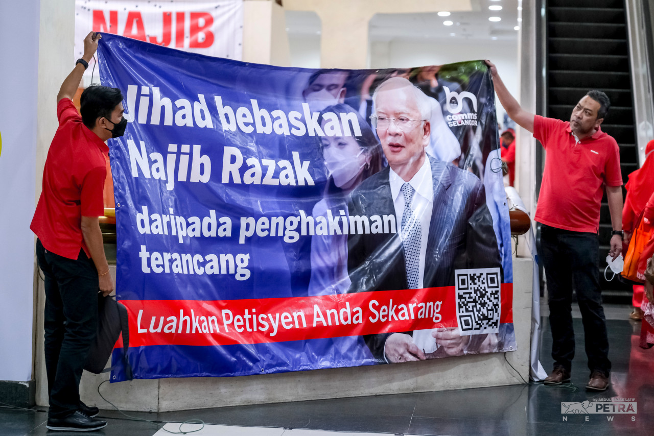 Betapa sayang pun atau berapa dalam pun kasih tercurah, hakikatnya Datuk Seri Najib Razak sudah disabitkan bersalah, bersandarkan kekukuhan bukti yang ada