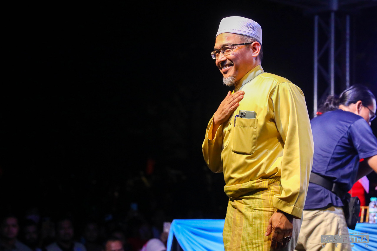 Nik Omar Nik Aziz