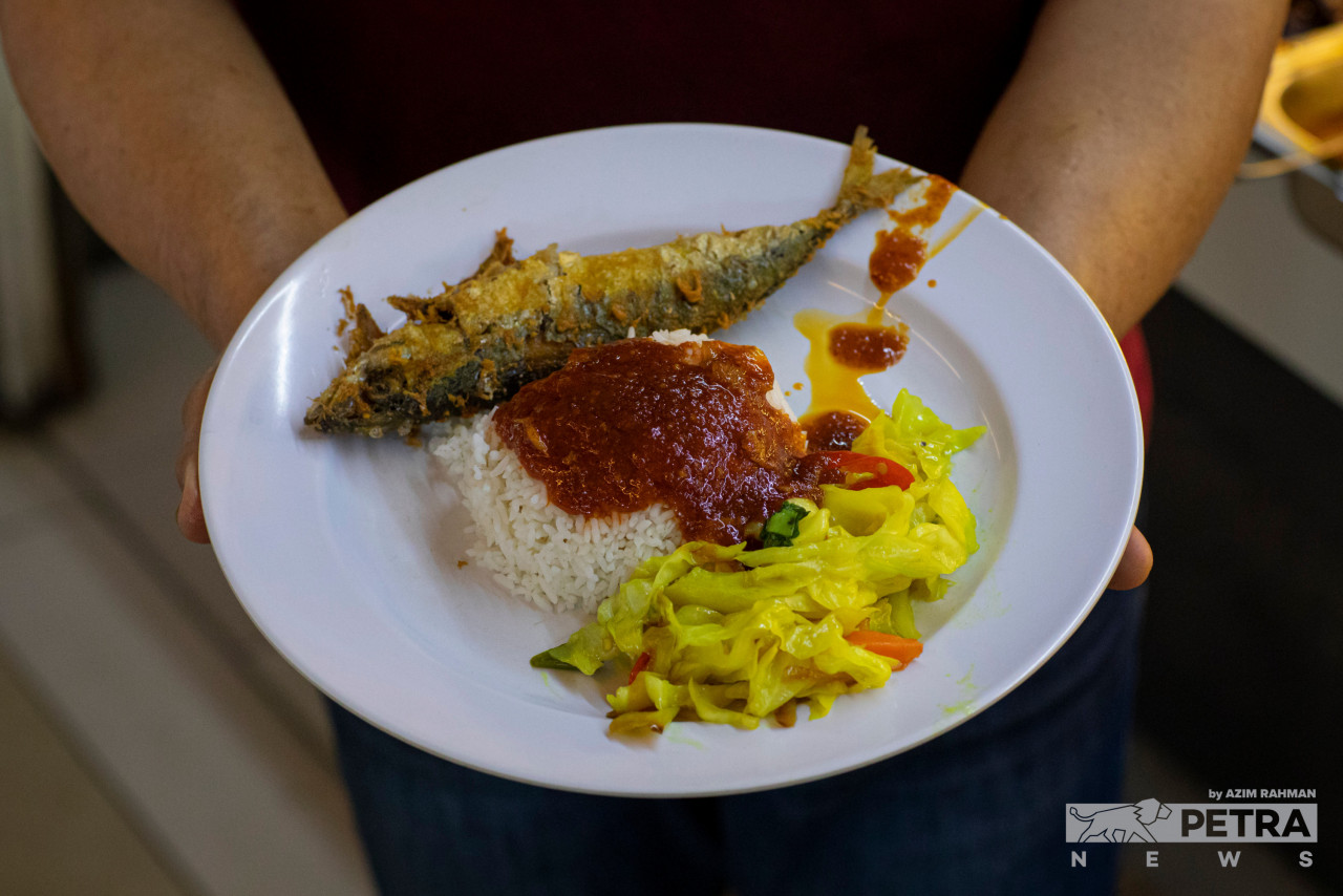 Menu Rahmah dilancarkan pada 31 januari lepas dan mendapat sokongan masyarakat berbilang kaum.