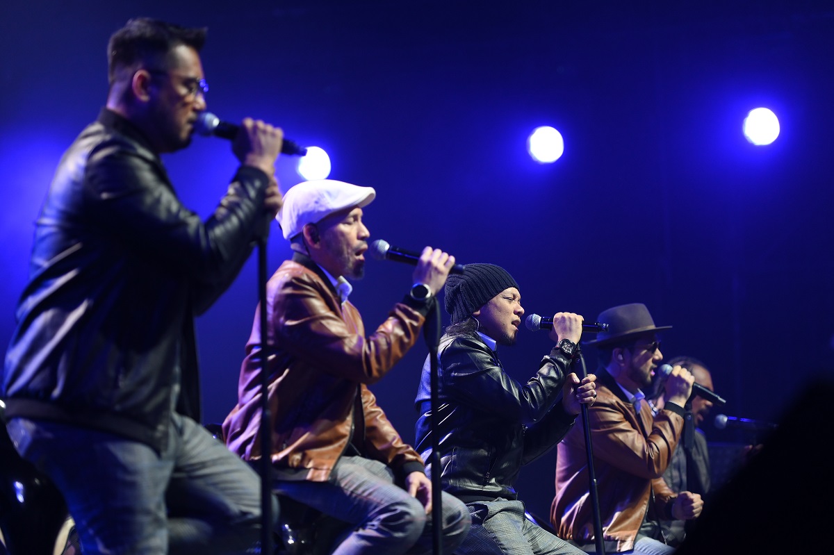 Ruffedge mempersembahkan 25 buah lagu pada konsert berkenaan