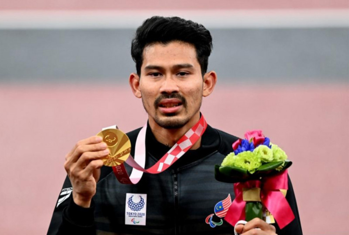 Jaguh lompat jauh para negara, Datuk Abdul Latif Romly - Gambar Fail Bernama