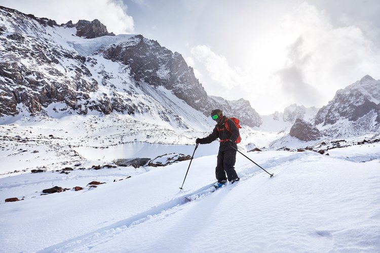 Kawasan pergunungan di Almaty