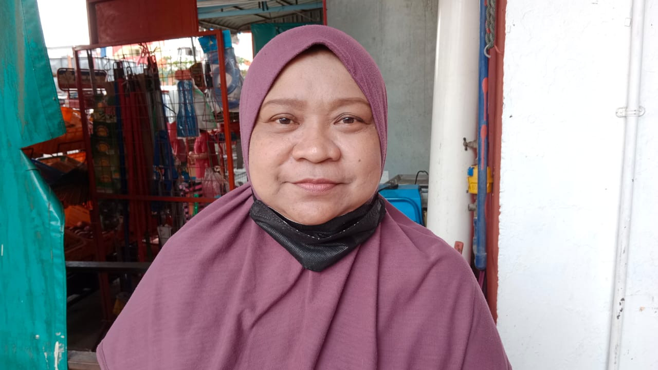 Suri rumah, Aminah Salim