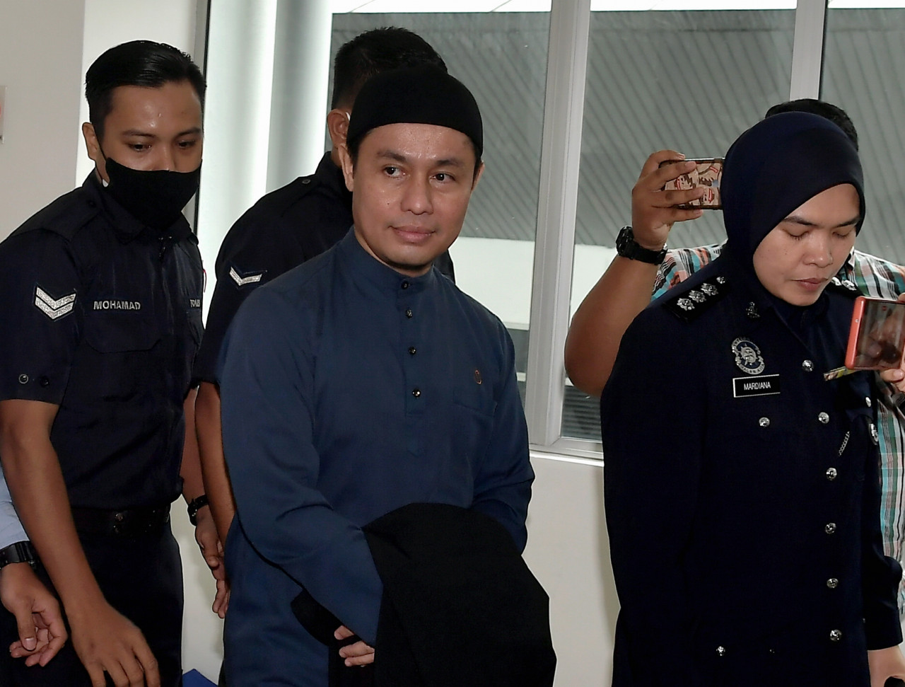 PU Azman - Gambar Fail Bernama