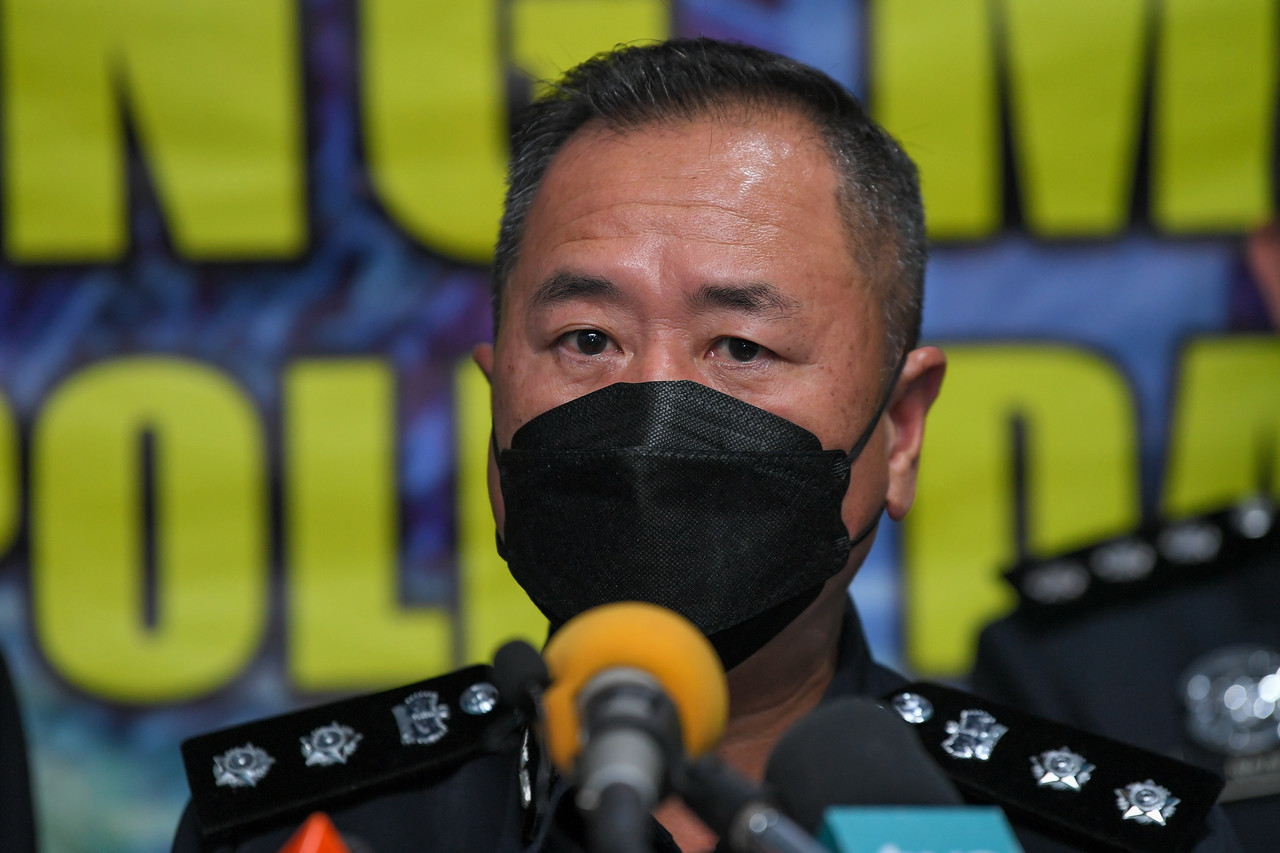  Beh Eng Lai - Gambar Bernama