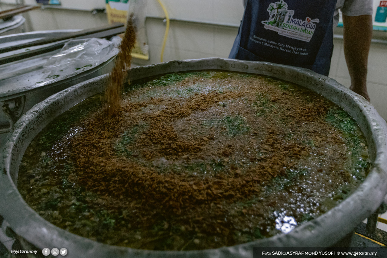 Bubur yang sudah siap dimasak. - Gambar oleh Sadiq Asyraf