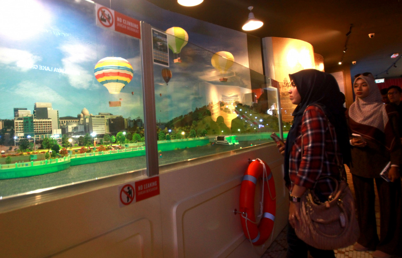 Replika kawasan Tasik Putrajaya