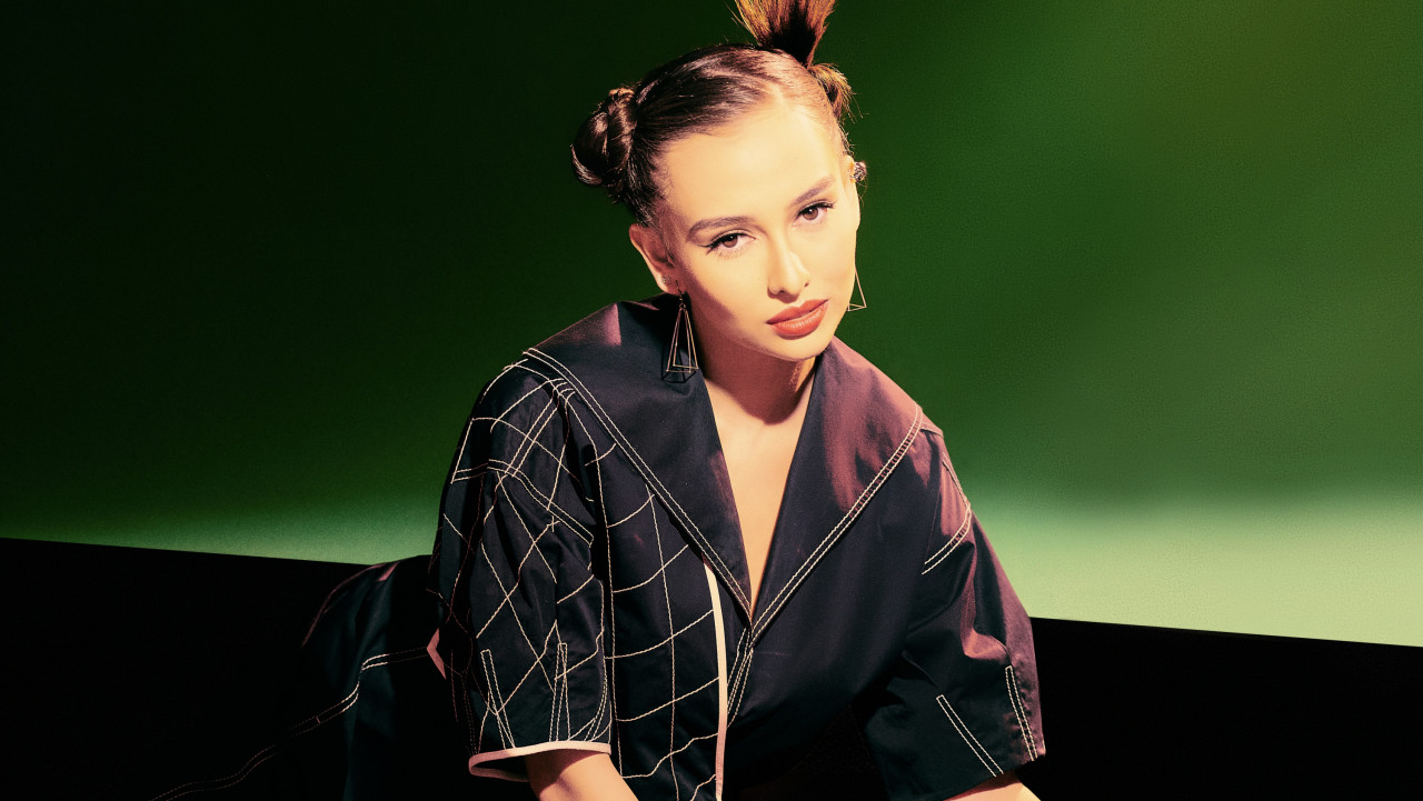 Anna Jobling - Gambar Fail