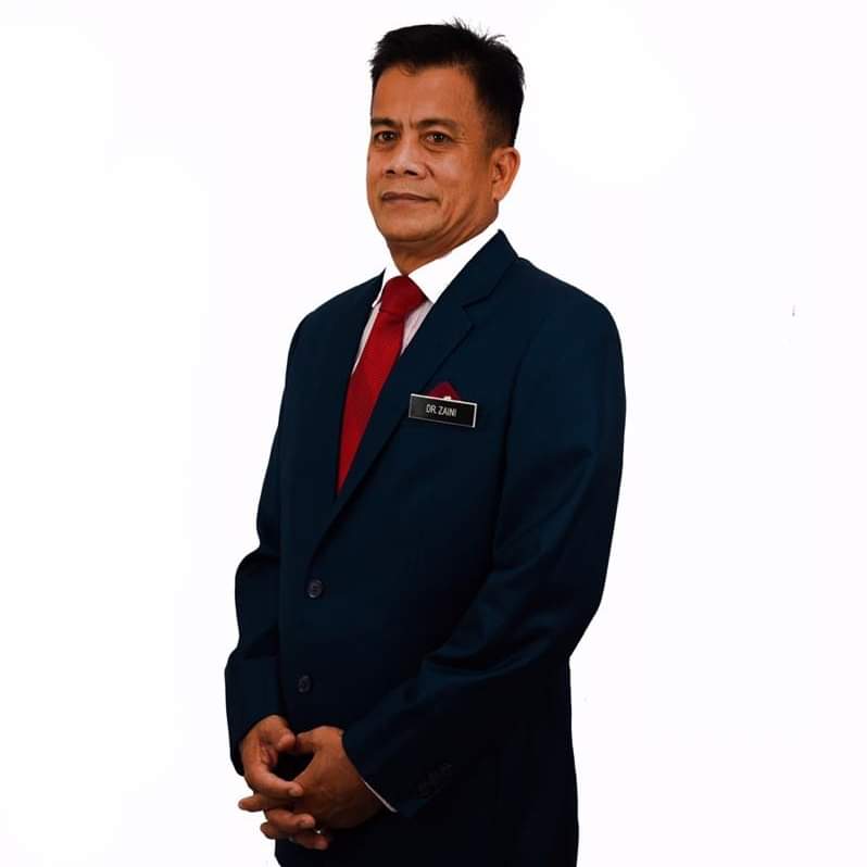 Pengarah JKNK Datuk Dr Zaini Hussin.