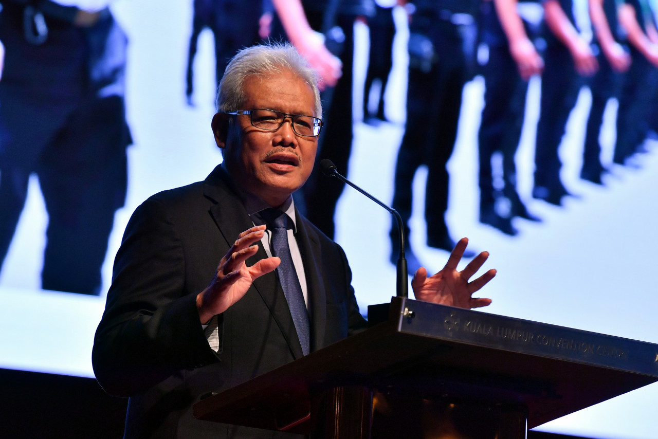Hamzah Zainuddin - Gambar fail