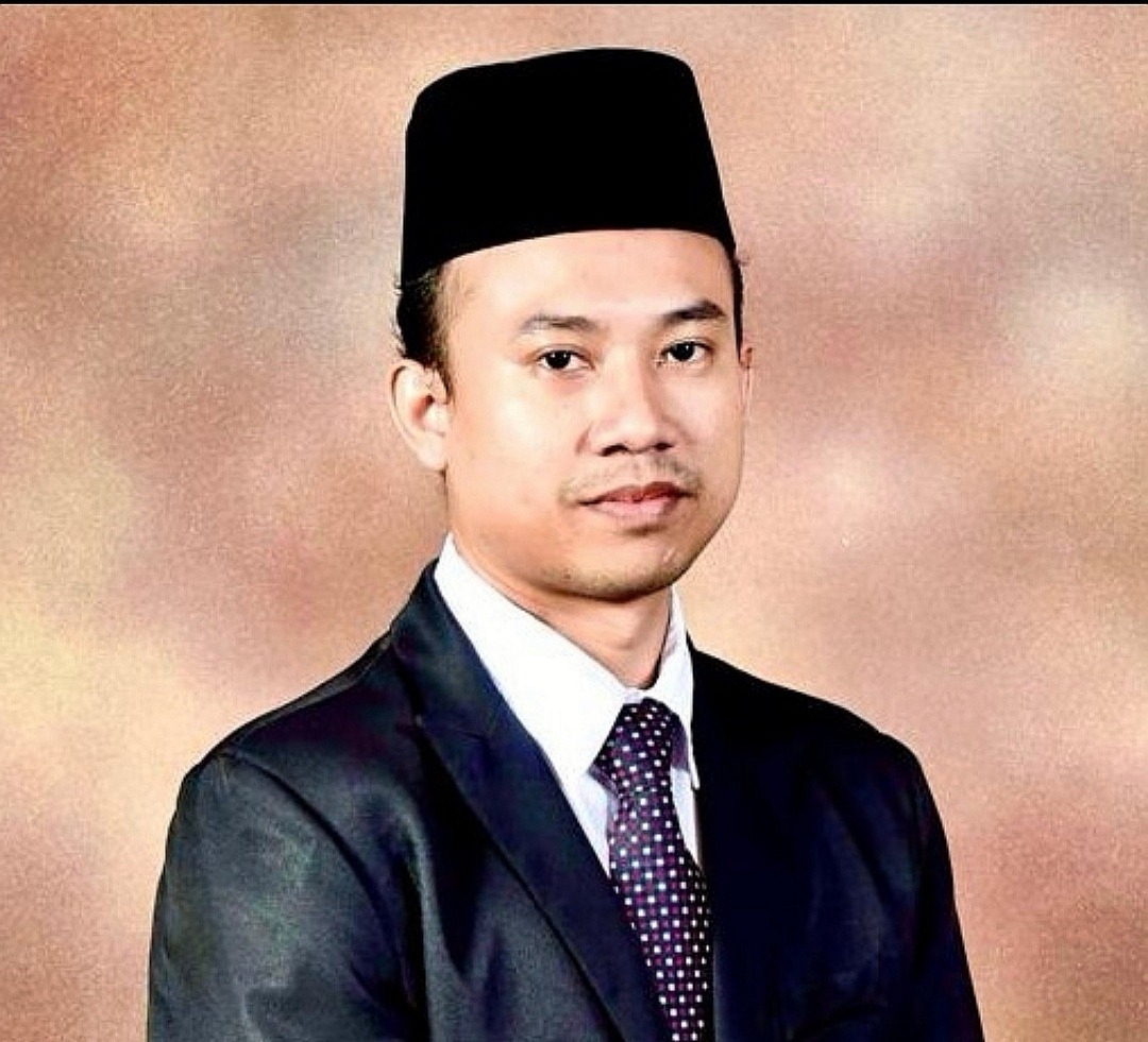 Dr Hussain Yusri Zawawi 
