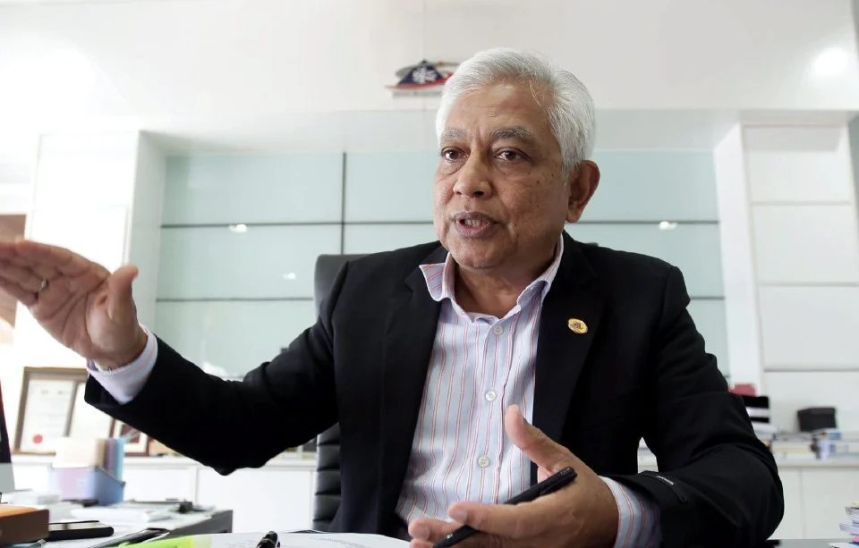 Profesor Emeritus Datuk Dr Ibrahim Komoo