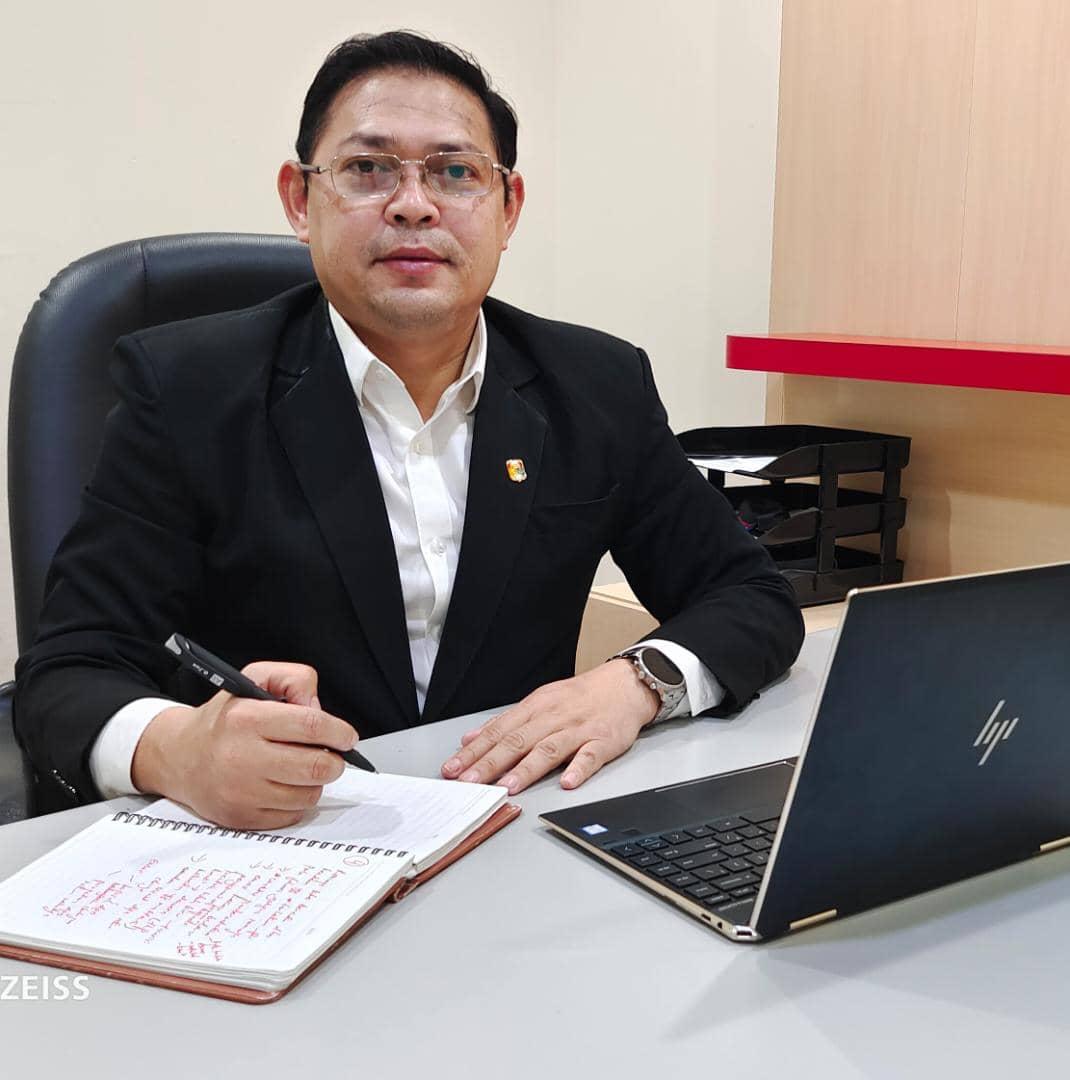 Dr Shazli Ezzat 