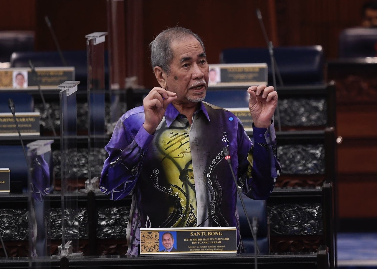 Dr Wan Junaidi Tuanku Jaafar - Gambar Bernama
