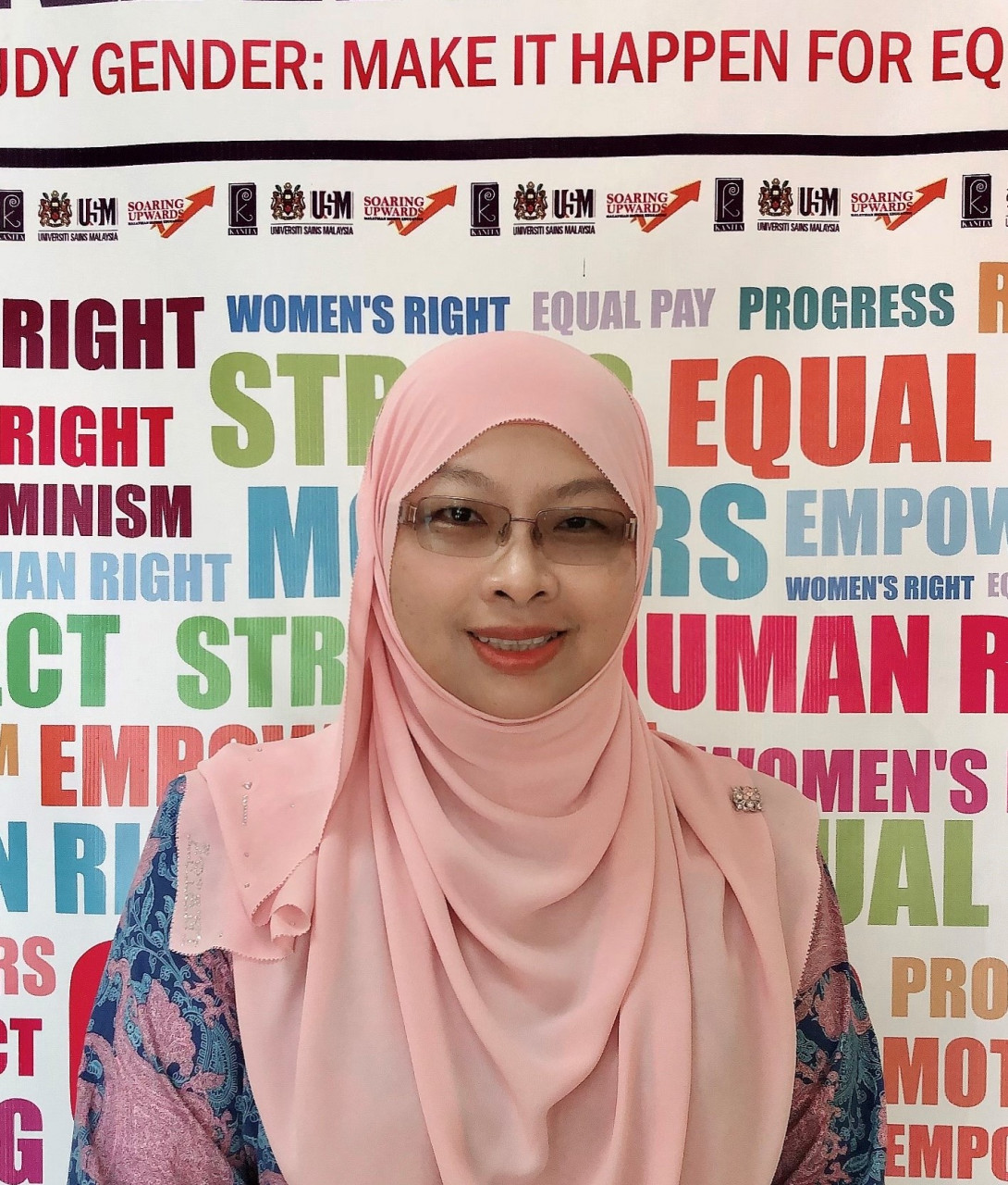Dr Zaireeni Azmi - Gambar Fail