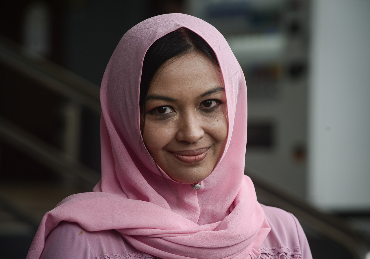 Emilia Hanafi 
