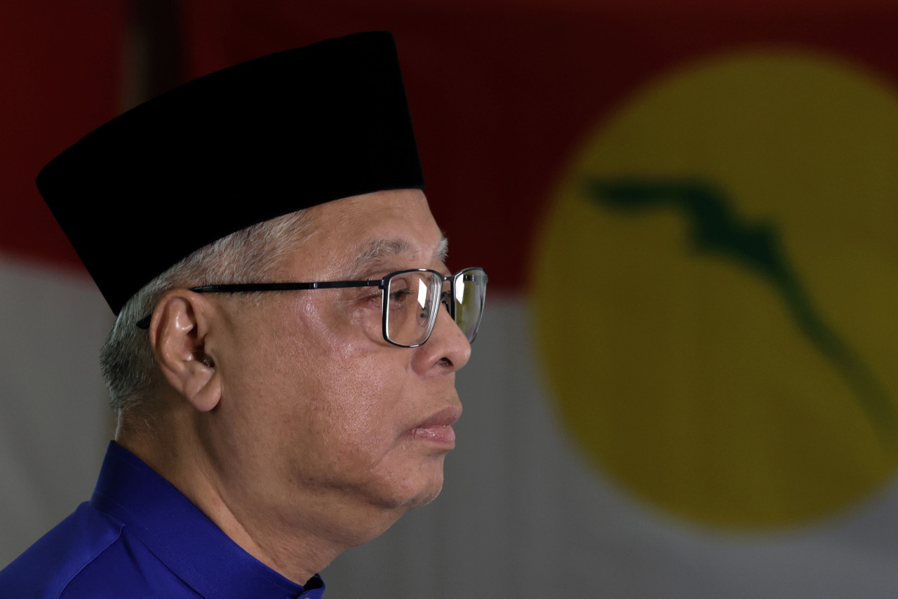 Ismail Sabri Yaakob memberi bayangan bahawa masih wujud pelbagai kem dalam UMNO yang membuktikan konflik politik masih menguasai parti tersebut - Gambar Fail