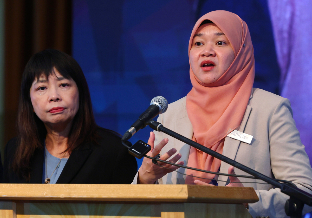 Fadhlina Sidek - Gambar Fail