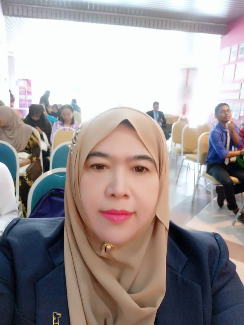 Dr Fauziah Mohd Saad