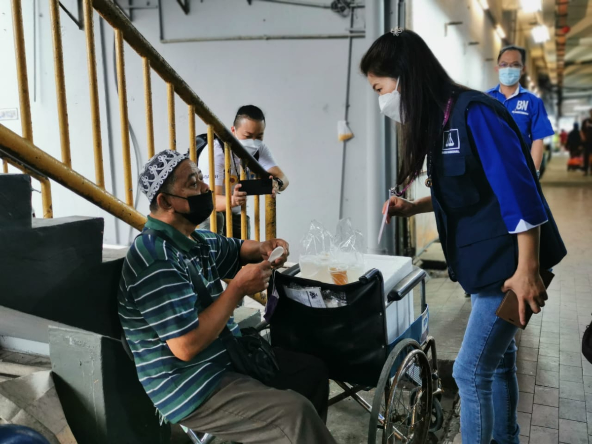 Calon BN, Gan Qi Ru bertanding merebut kerusi DUN Bentayan.