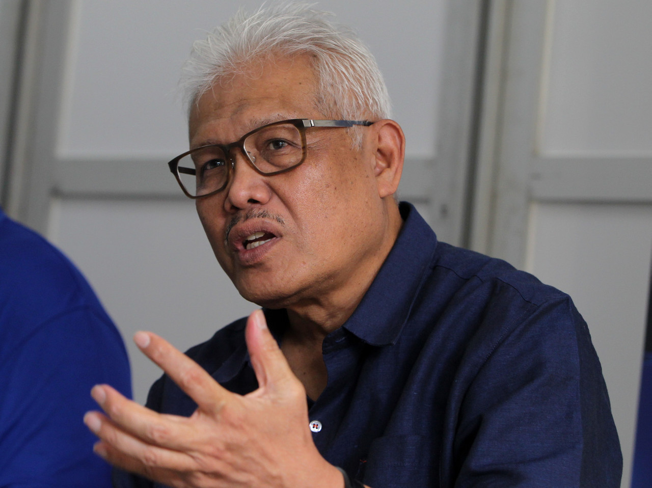 Hamzah Zainuddin - Gambar Bernama
