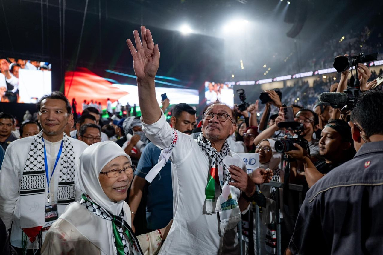 Perdana Menteri ketika tiba di Himpunan Malaysia Bersama Palestin - gambar PMO