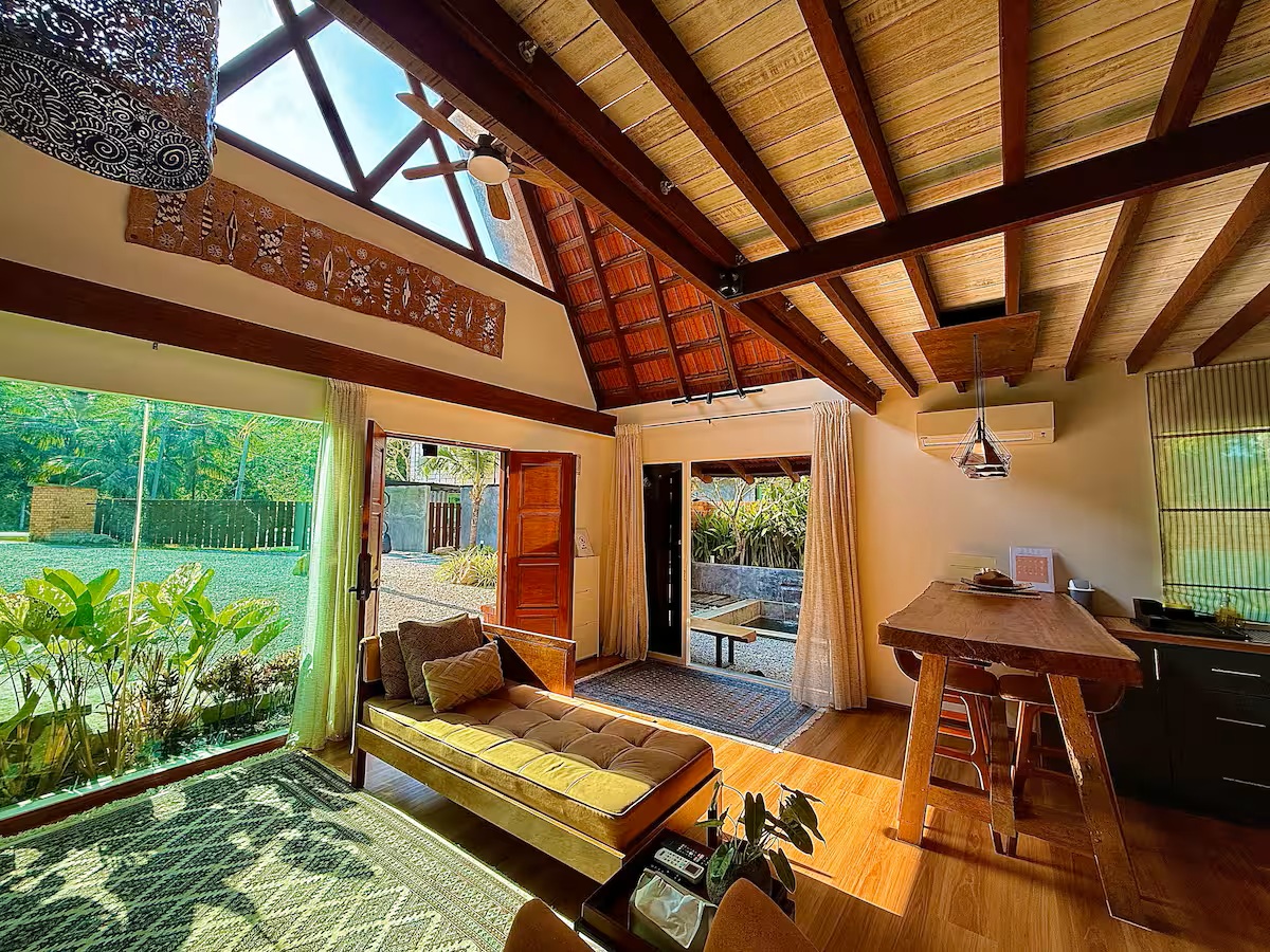 Ruang dalam Ulu Villa