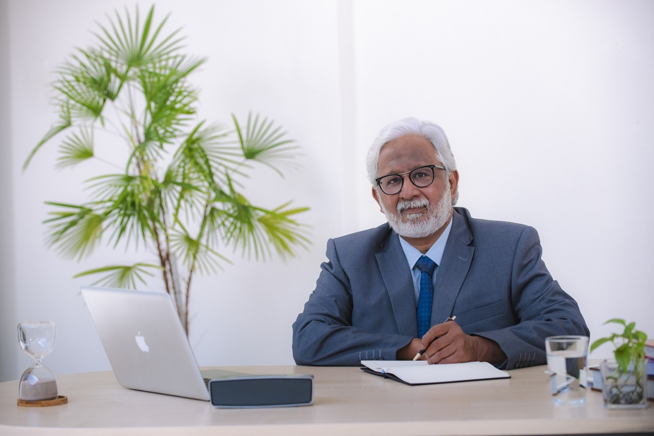 Dr Muralitharan Ganesalingam