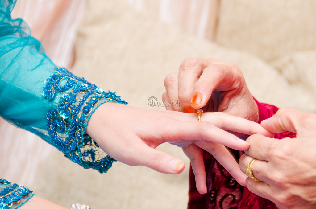 Melihat wajah wanita bukan mahram dibenarkan jika bertujuan untuk meminang