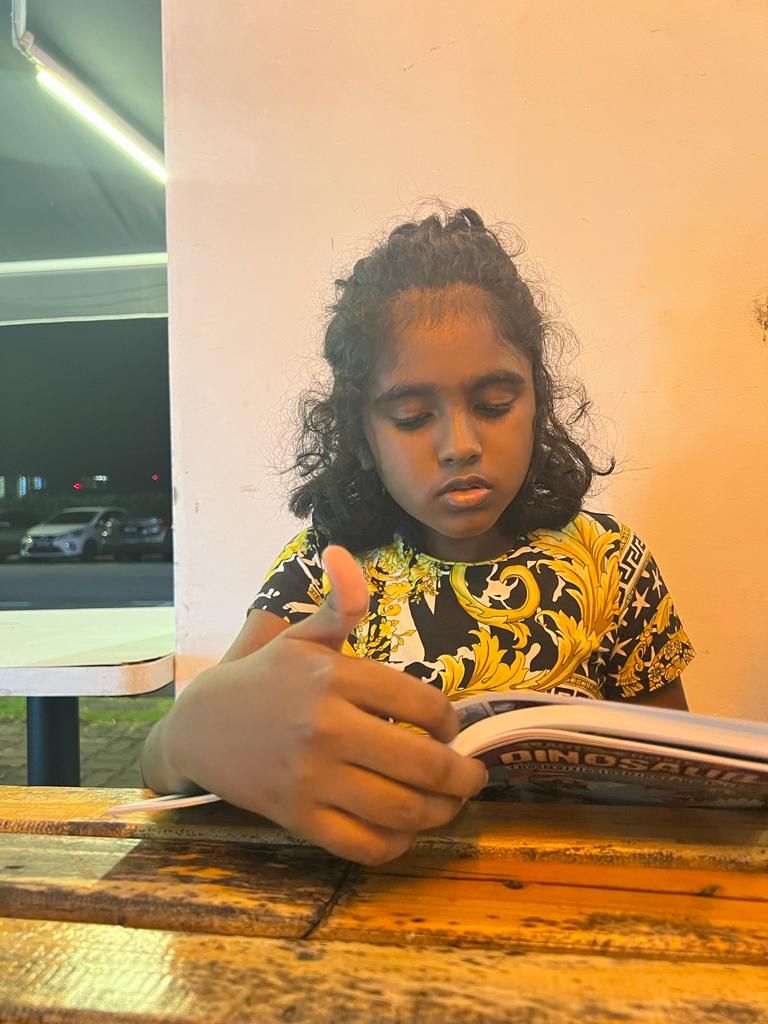 Krishh Haran dididik agar mencintai ilmu sejak awal usia