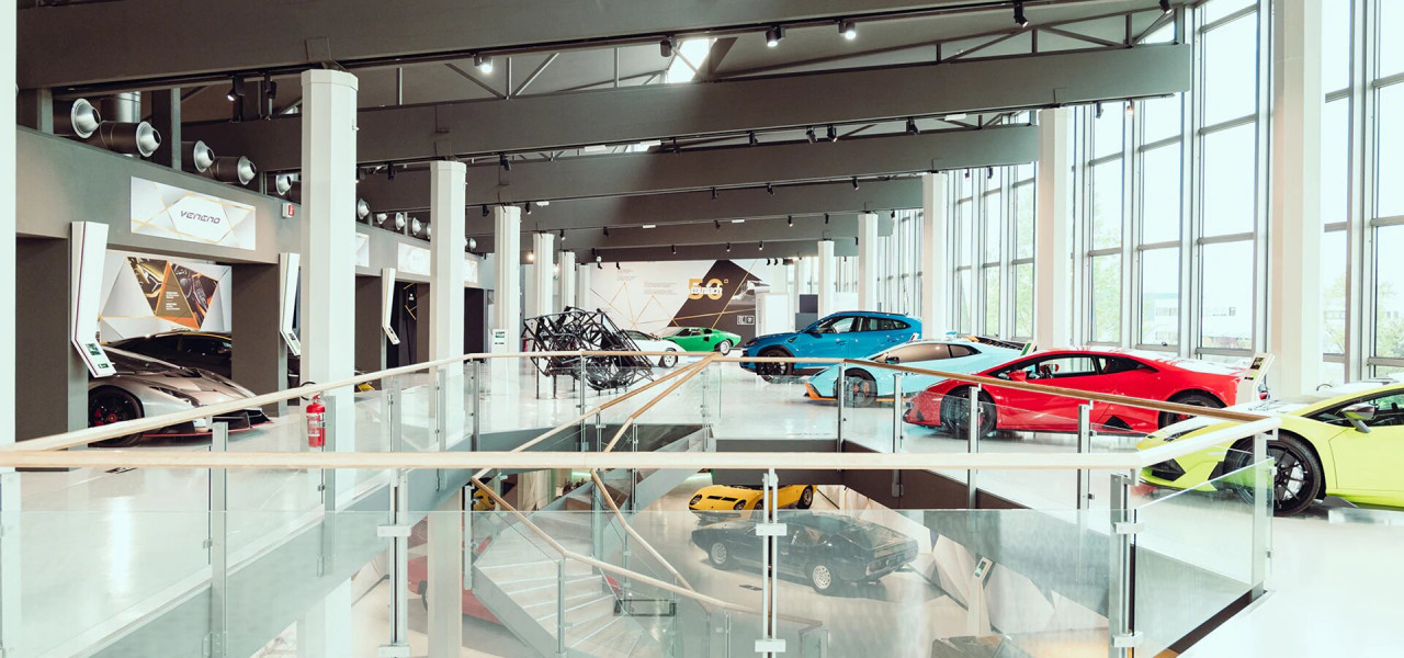 Muzium Lamborghini yang terletak di Sant'Agata Bolognese, Itali