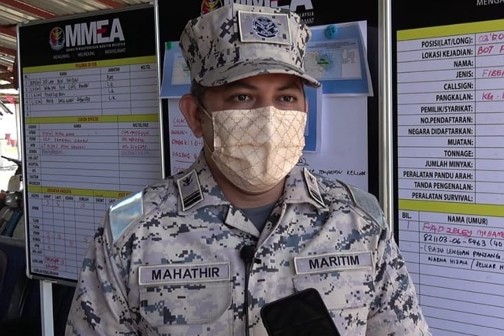 Leftenan Komander Maritim Mahathir Ibrahim