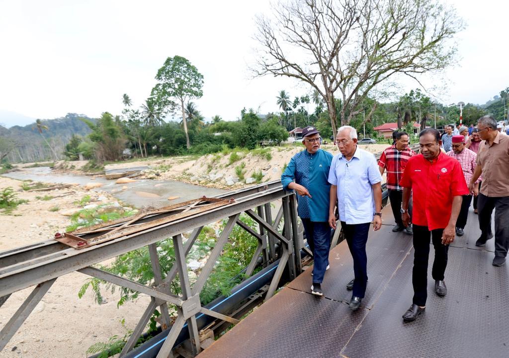 Mahdzir Khalid turut memberitahu, pembangunan semula Kampung Iboi memerlukan koordinasi antara semua agensi kerajaan di peringkat Persekutuan dan negeri