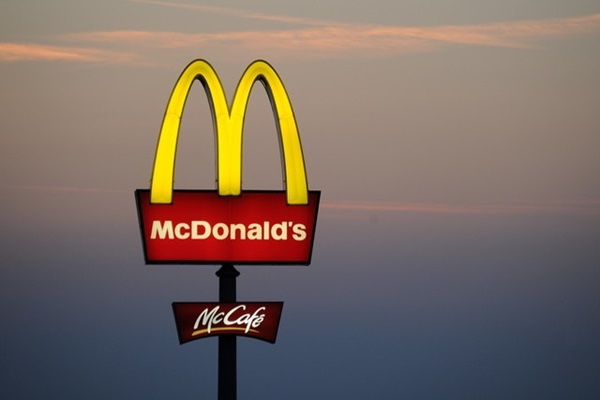 Rangkaian restoran makanan segera McDonald's antara yang menjadi mangsa boikot - gambar fail