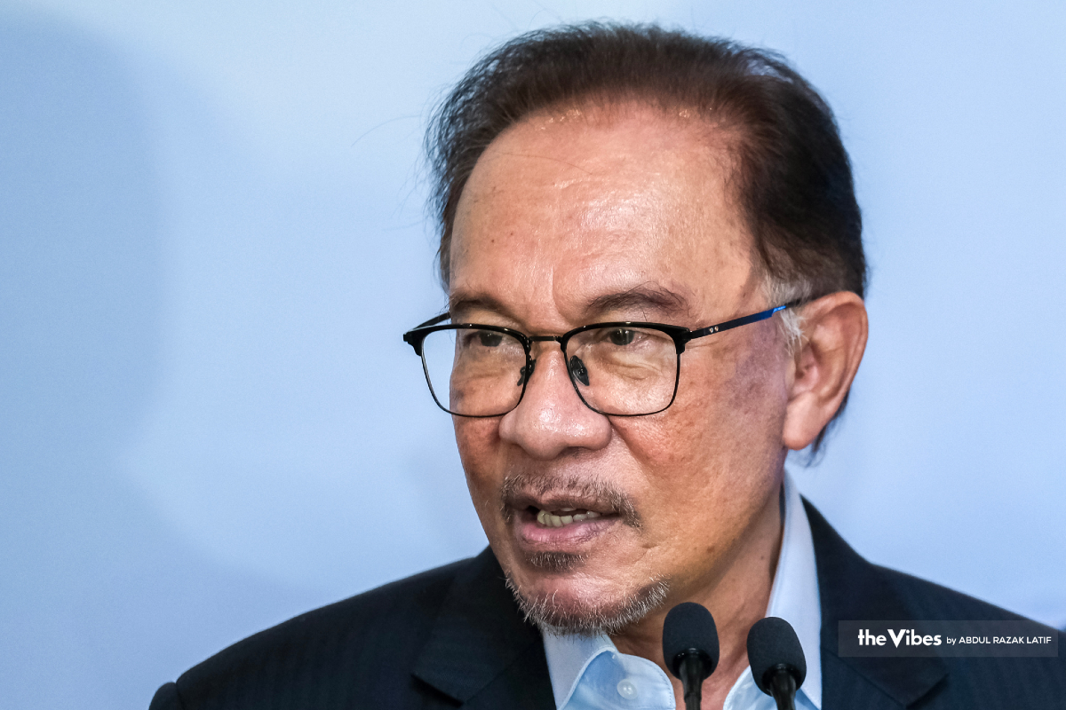 Anwar Ibrahim - Gambar fail